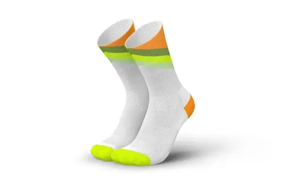 ODLO SOCKS QUARTER CERAMICOOL RUN UNISEX - Sports socks - white - Zalando.de